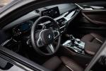 BMW M550i xDrive Sedan 2017 года (NA)
